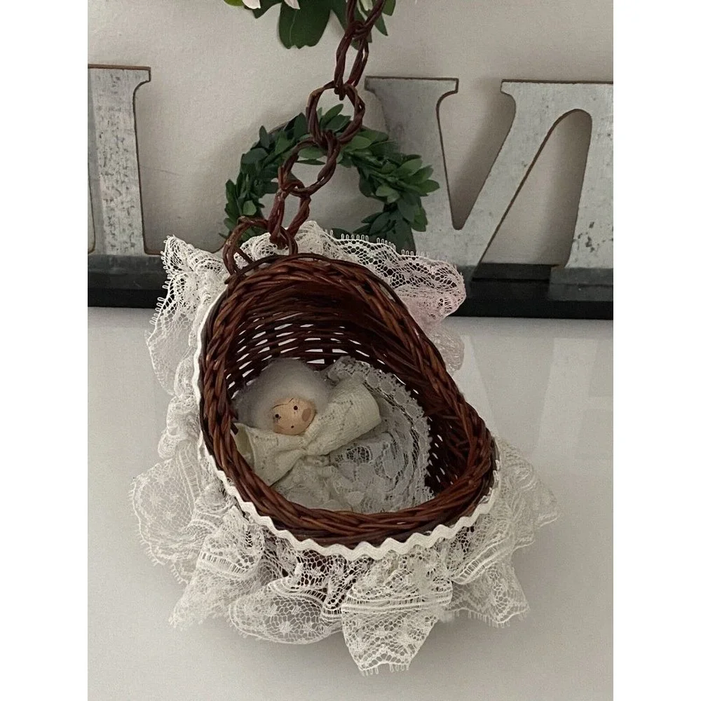 Hanging Wicker Doll Basket Vintage‎ Doll Bassinet with Angel Lace Doll Ornament